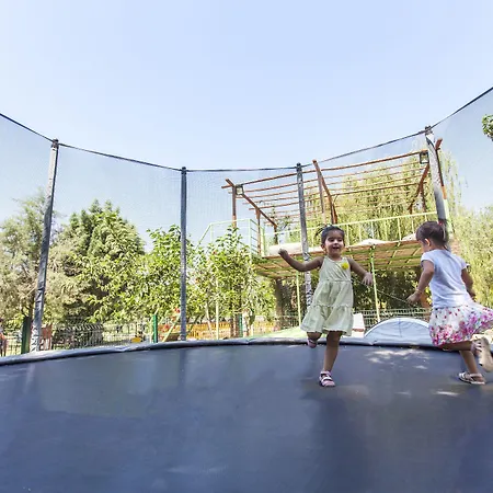 Otantik Tas Ev Bed and Breakfast Dalaman