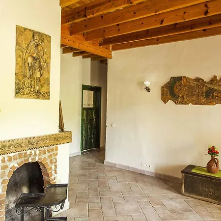 Bed and Breakfast Otantik Tas Ev