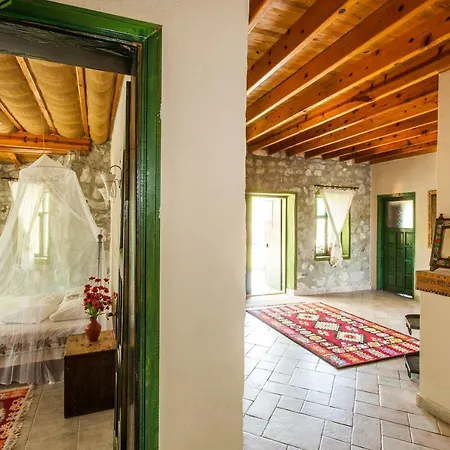 Bed and Breakfast Otantik Tas Ev Dalaman