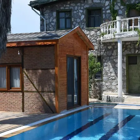 Bed & Breakfast Otantik Tas Ev Dalaman