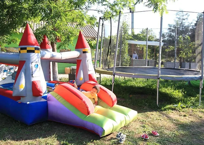 ベッド・アンド・ブレックファスト Otantik Tas Ev 3*