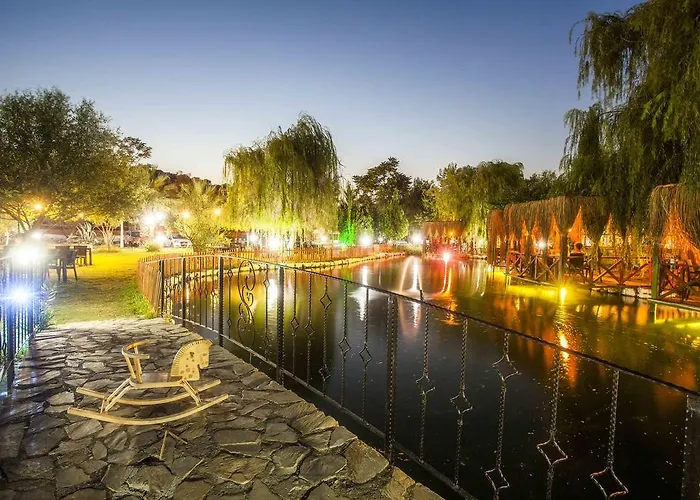 Otantik Tas Ev ベッド・アンド・ブレックファスト ダラマン