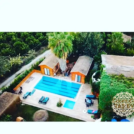 Otantik Tas Ev Bed and Breakfast Dalaman