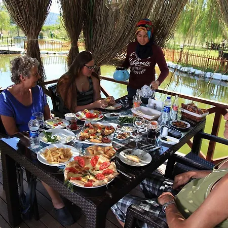 Otantik Tas Ev Dalaman