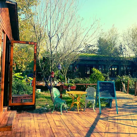 Otantik Tas Ev Dalaman